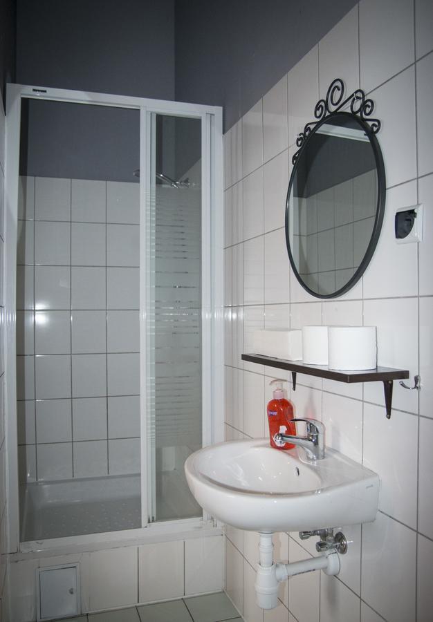 City Hostel Краков Экстерьер фото