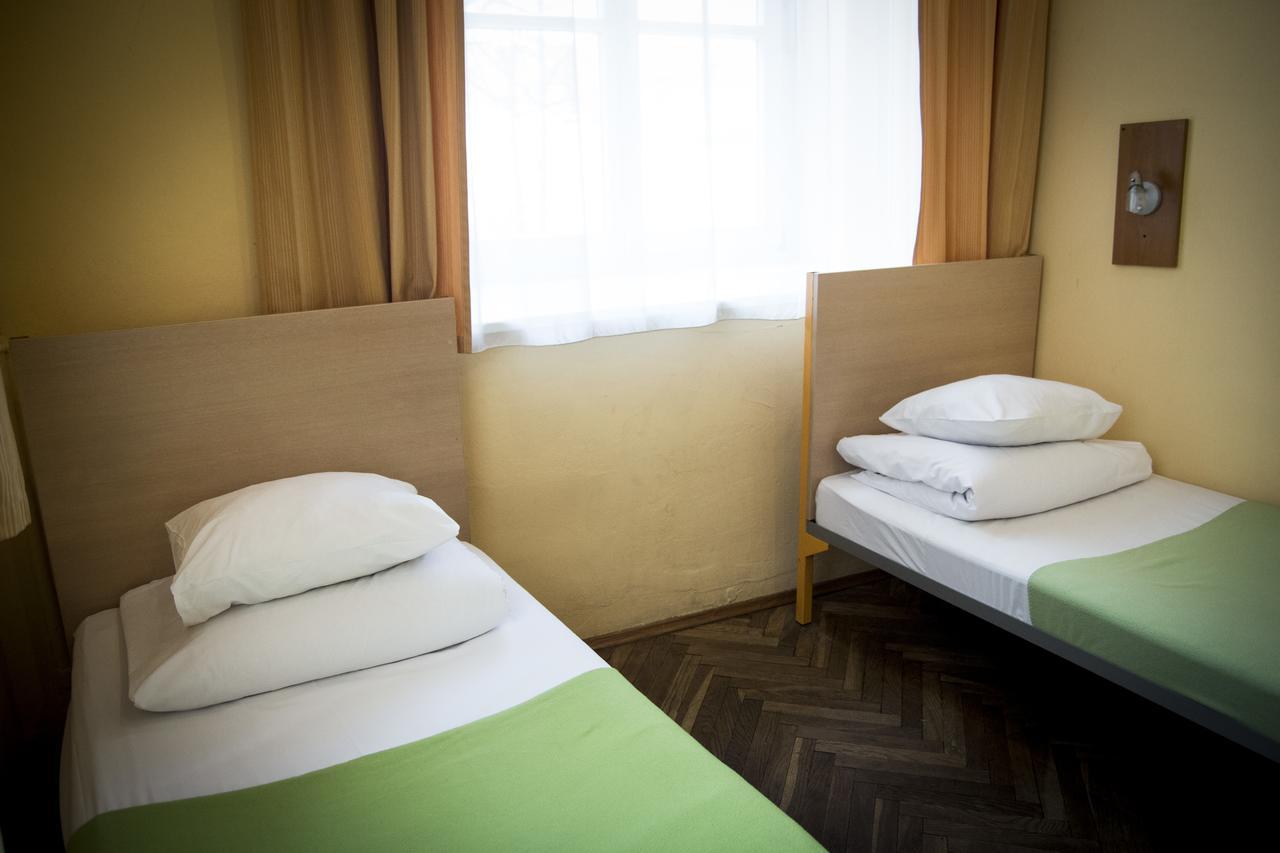 City Hostel Краков Экстерьер фото