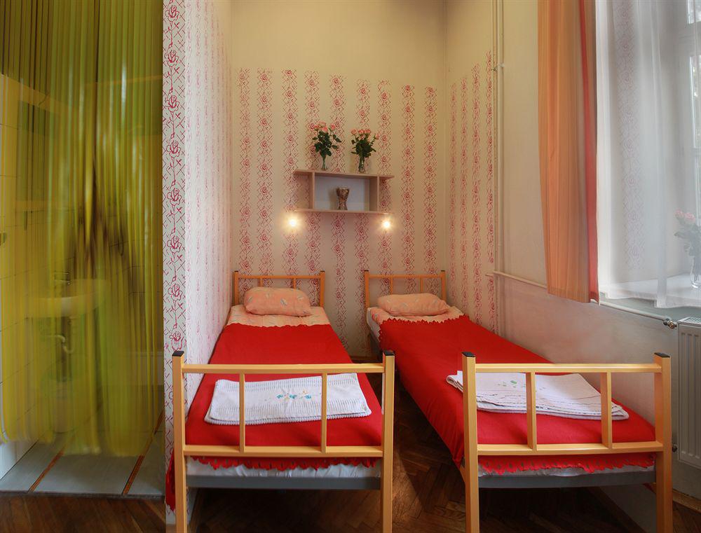 City Hostel Краков Экстерьер фото
